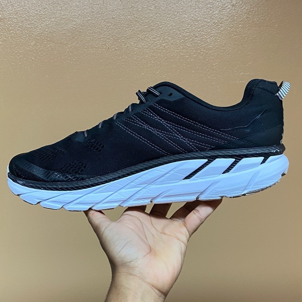 Hoka One One Clifton 6 Men’s Running Sneakers Black And White Size 14 - Picture 5 of 16